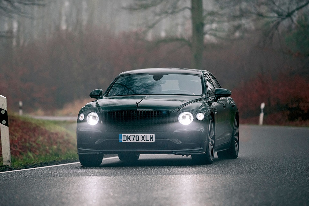 Bentley Flying Spur V8