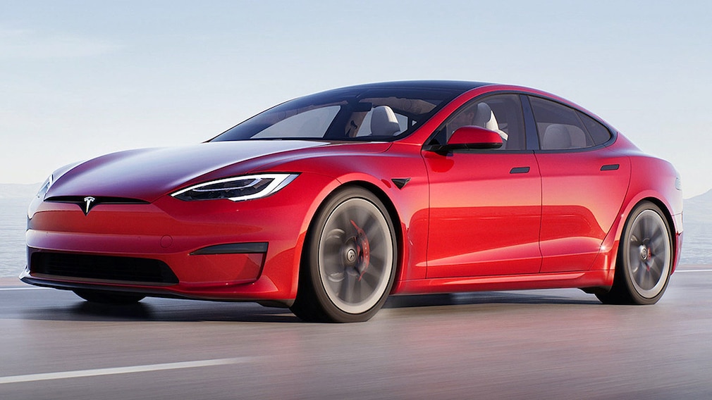 Über 1000 PS und abgefahrenes Lenkrad bei Tesla