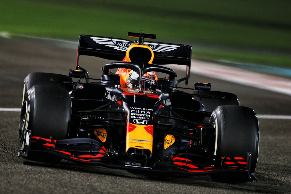 F1