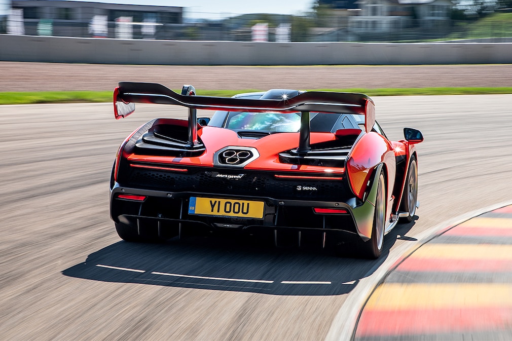 McLaren Senna