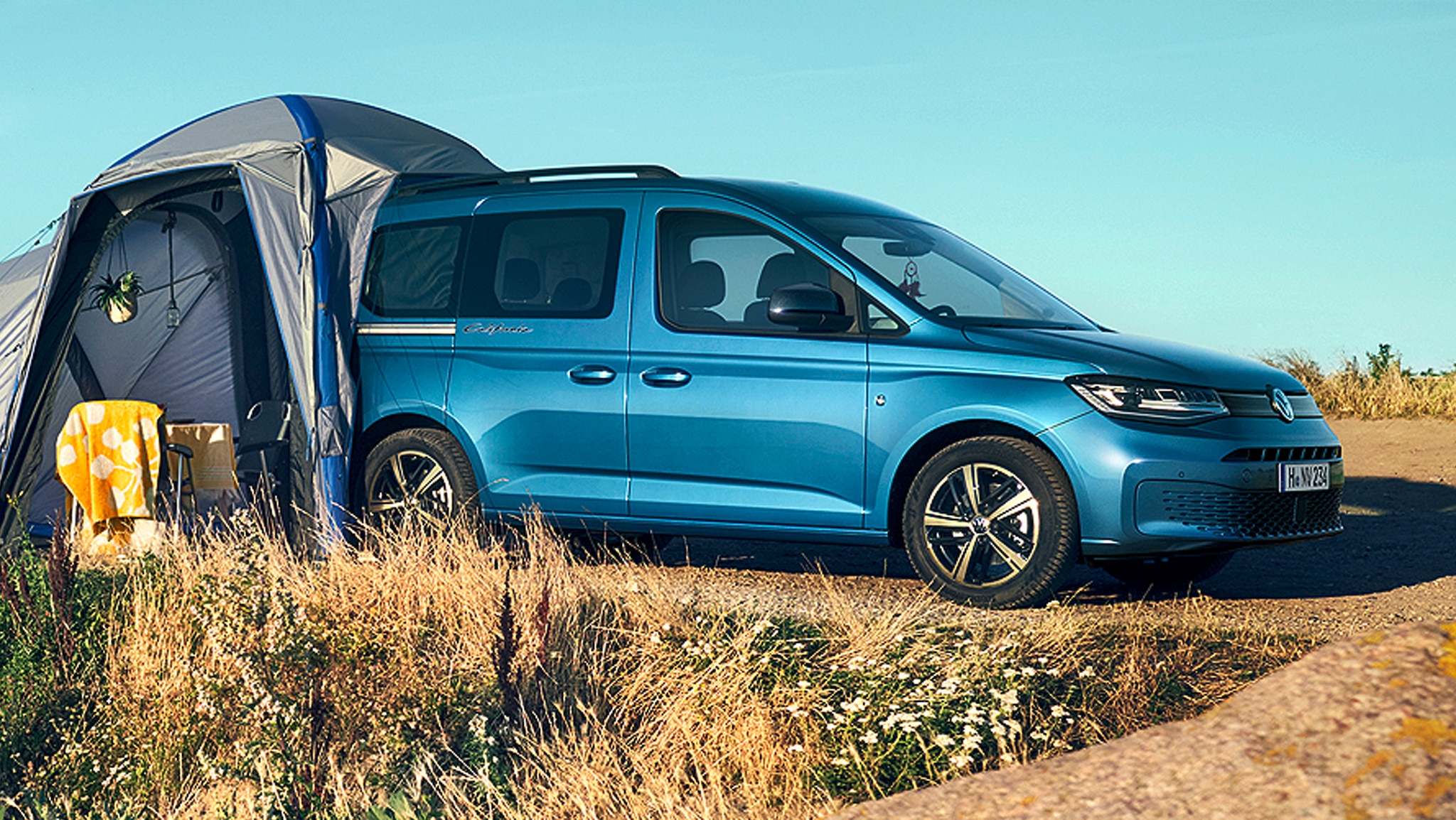 VW Caddy California (2021): Wohnmobil zum günstigen Preis leasen - AUTO BILD