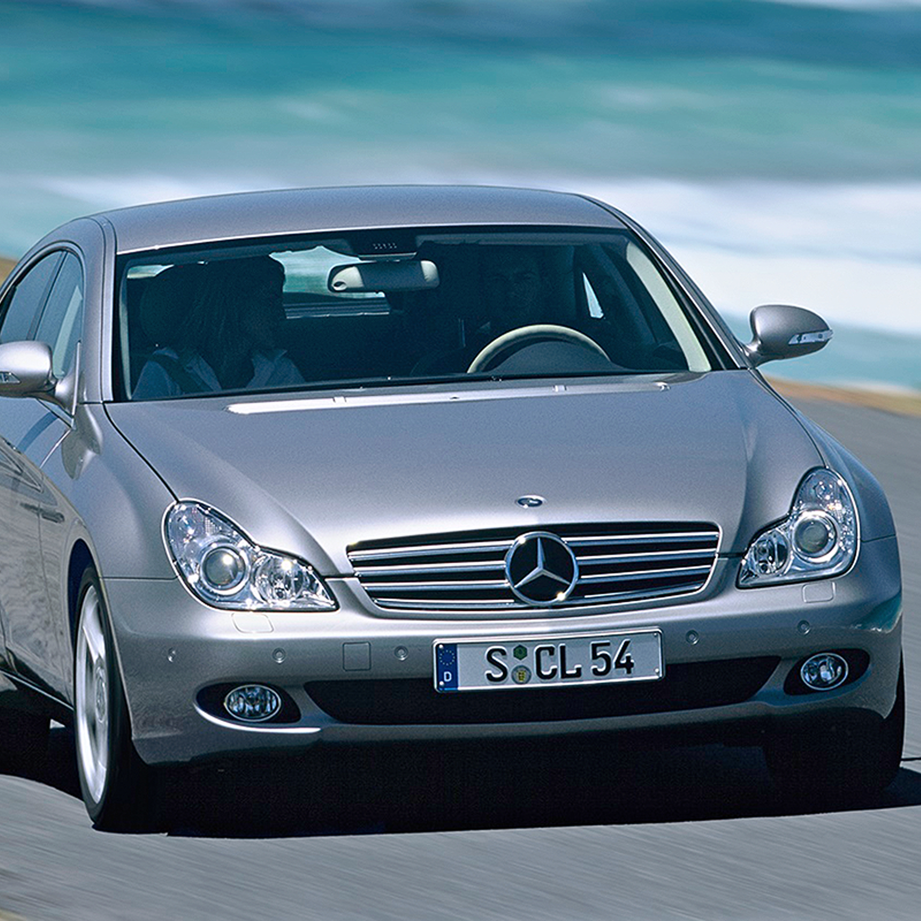 Mercedes Cls Coupe Warum Der Vierturige W 211 Ein Klassiker Wird Autobild De