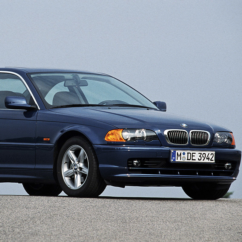 BMW 3er (E46): warum der Mittelklasse-Dreier ein Klassiker wird - AUTO BILD  Klassik