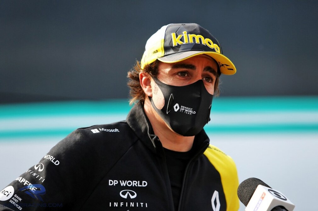 Alonso nach Fahrradunfall im Krankenhaus