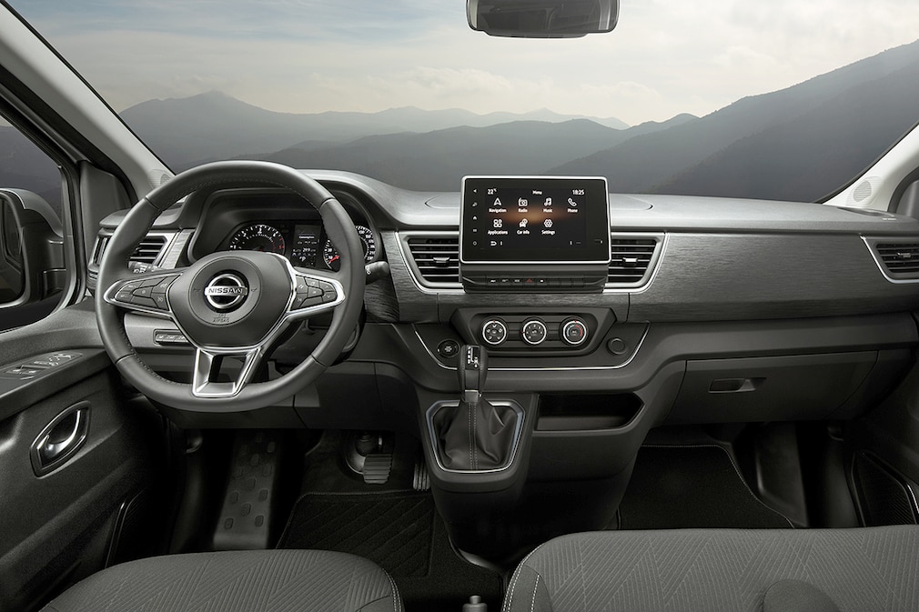 Nissan NV300 Combi