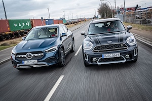 Mercedes GLA 250 e Mini Cooper SE Countryman