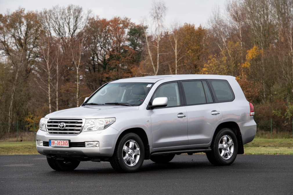 Toyota Land Cruiser V8 5.5 D-4D
