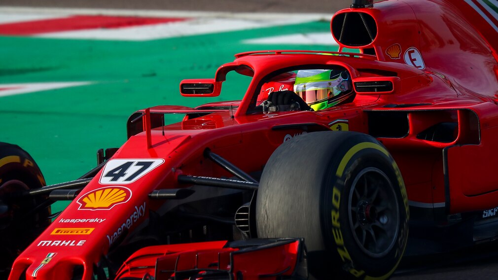 F1