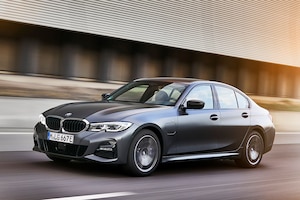 BMW 320e Limousine