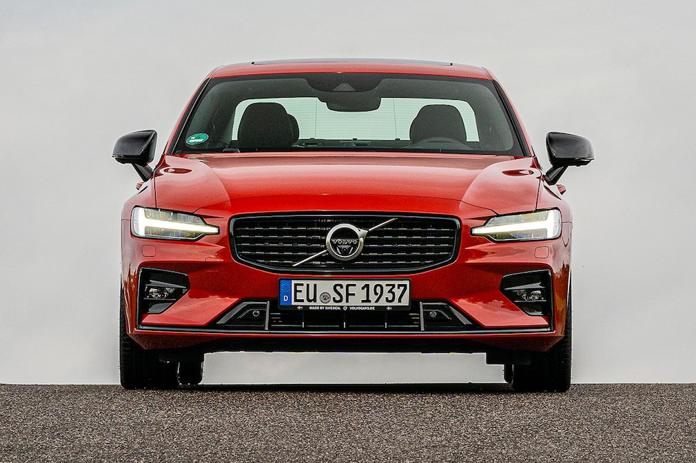 Volvo S60 B4