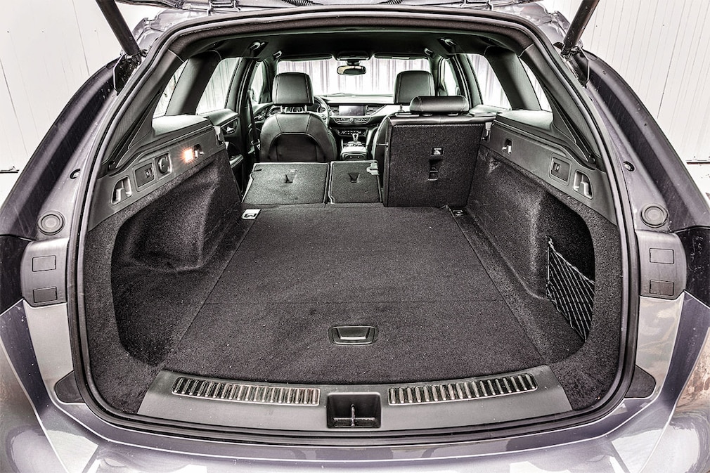 Opel Insignia ST 2.0 DIT