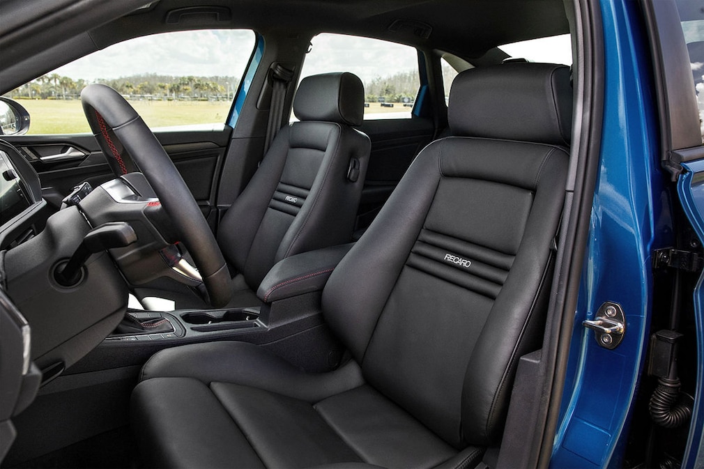 VW Blue Lagoon Jetta GLI concept