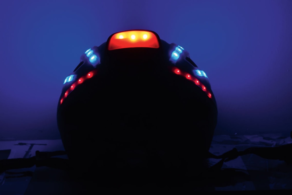 Fahrradhelm Uvex Finale Light 2.0, Rücklicht