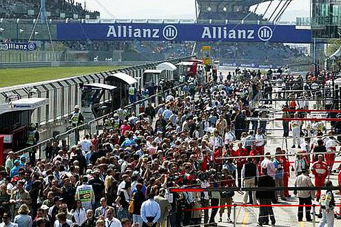 Machen Sie mit und werden Sie VIP-Gast beim Honda F1 Team.