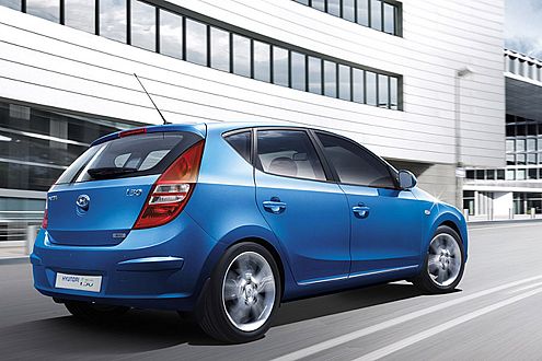 Ein bisschen BMW (1er), ein bisschen A-Klassse: das Heck des i30.
