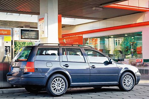 Geringer Leistungsverlust: Der 2-Liter-Motor des CNG-Golf überzeugt.