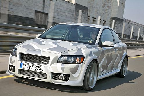 Gut gemacht: Auf dem Rundkurs gefällt der Heico C30 mit Präzision.