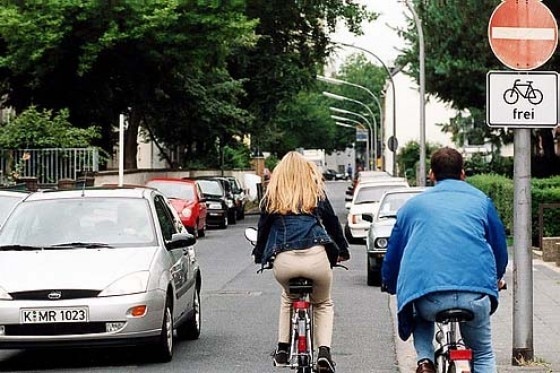 Radfahrer kennen Verkehrsregeln nicht