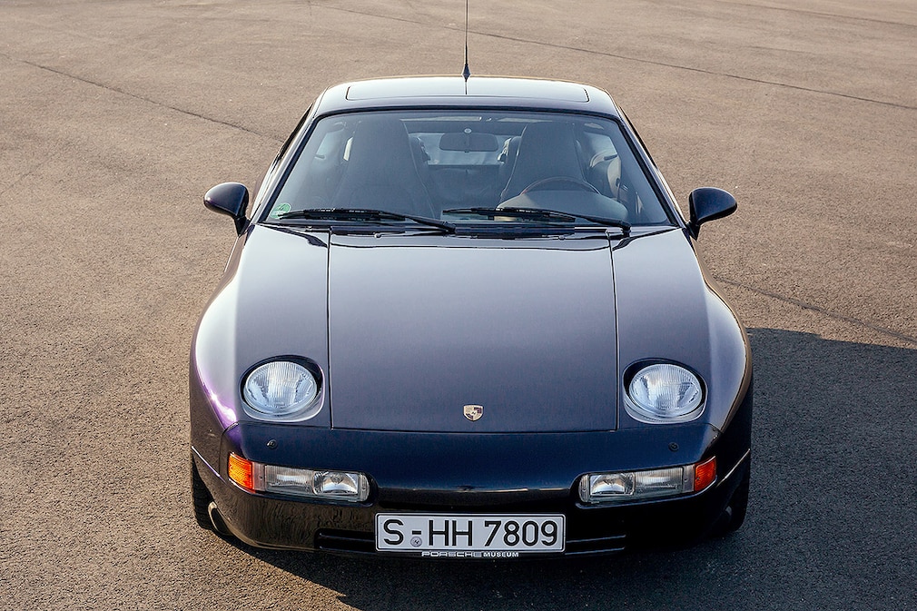 Porsche 928 GTS