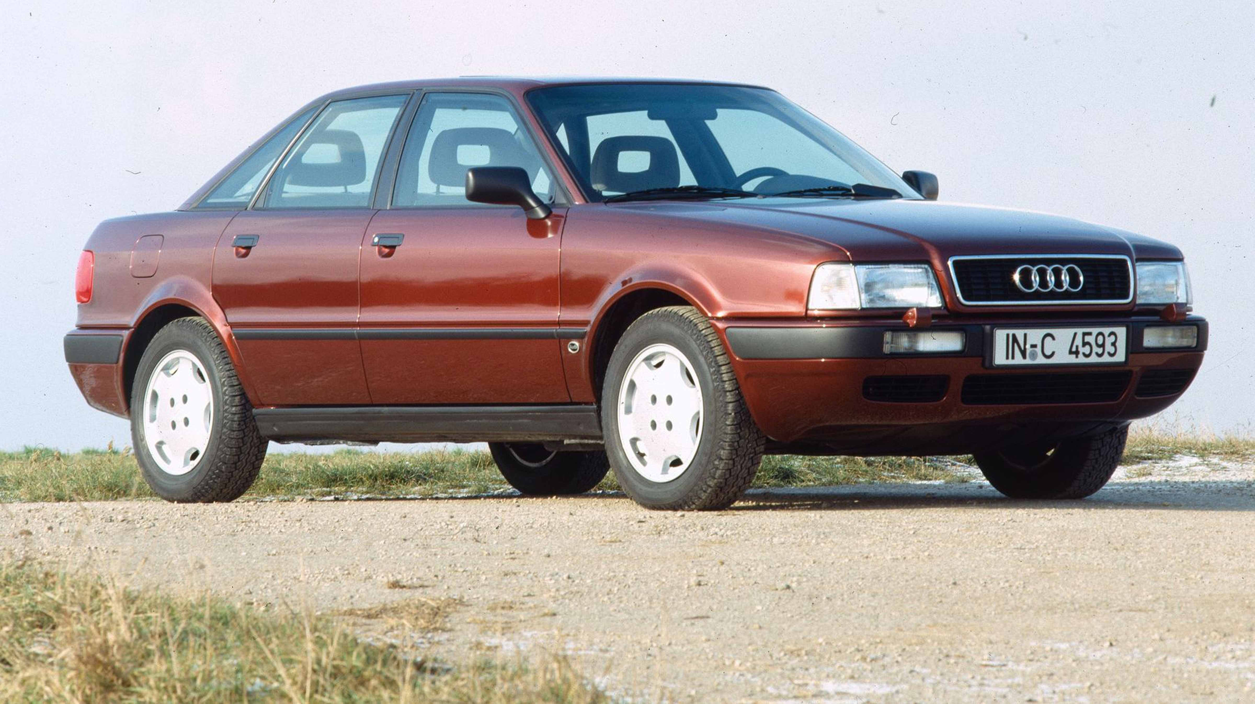 Audi 80 ▻ Alle Generationen, neue Modelle, Tests & Fahrberichte