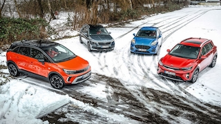 Opel Crossland 1.2 DIT       Skoda Kamiq 1.0 TSI        Ford Puma 1.0 EcoBoost MHEV        Kia Stonic 1.0 T-GDI