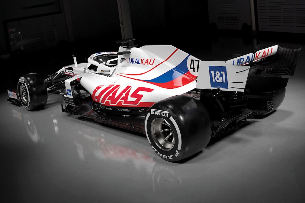 Schumachers US-Auto im Russen-Design