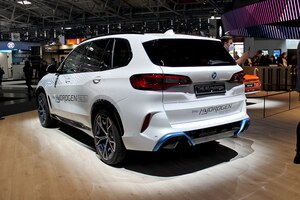 BMW iX5 Hydrogen - Elektroautos, die wir mitnehmen würden