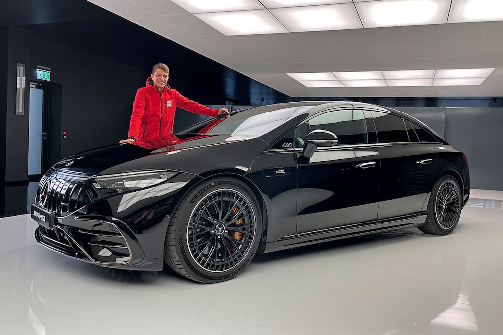 Mercedes-AMG EQS 53