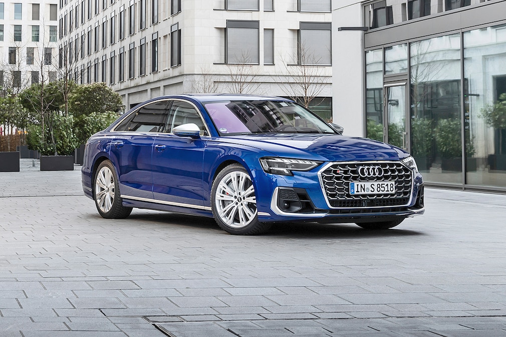 Audi S8