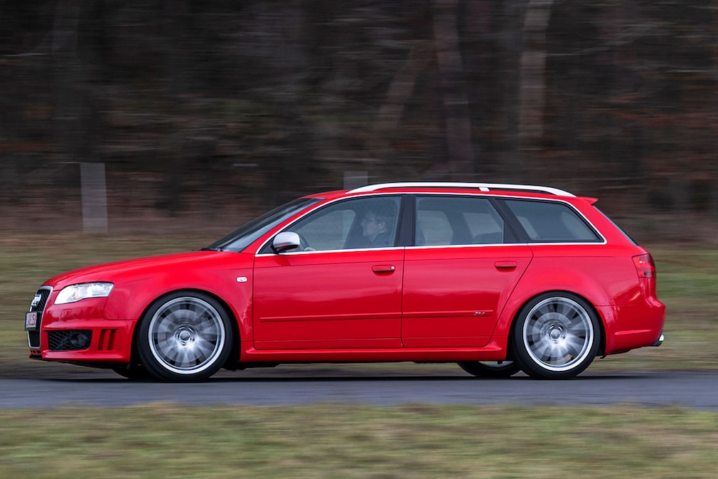 Audi RS 4 B7 Avant