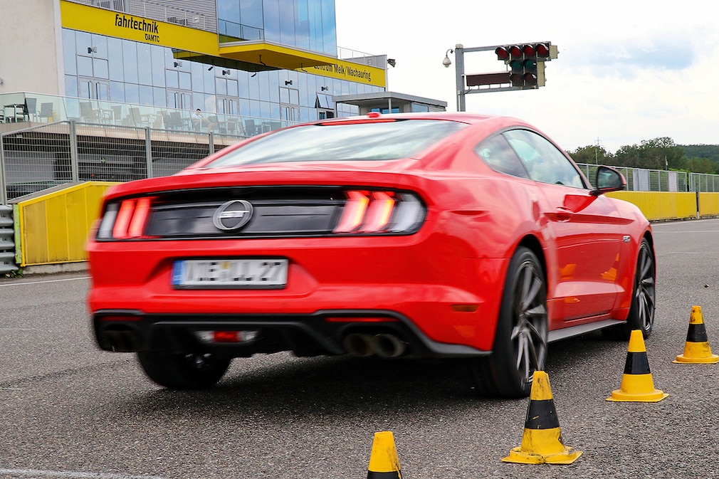 Sommerrreifen Test 2021 Ford Mustang