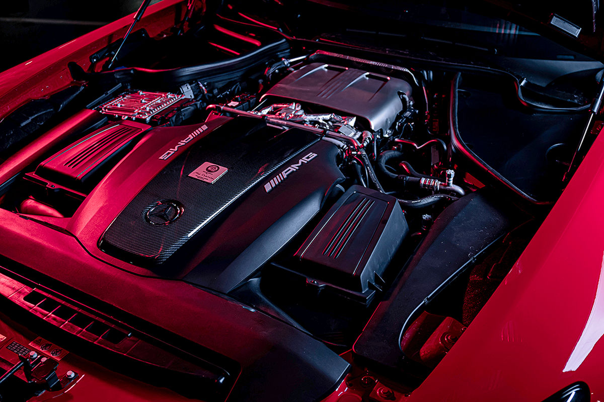 V8 V8 V8 V型8気筒エンジン対決 8台のスポーツモデルのv8を比較 Auto Bild Japan Web アウトビルトジャパンウェブ 世界最大級のクルマ情報サイト