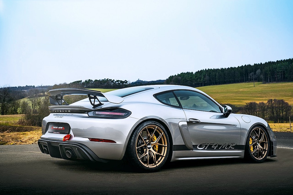 Manthey Racing Porsche Cayman GT4