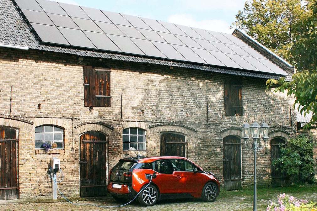 Photovoltaikanlage auf dem Stalldach