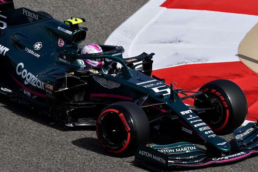 Verstappen dominiert, Schumacher stark