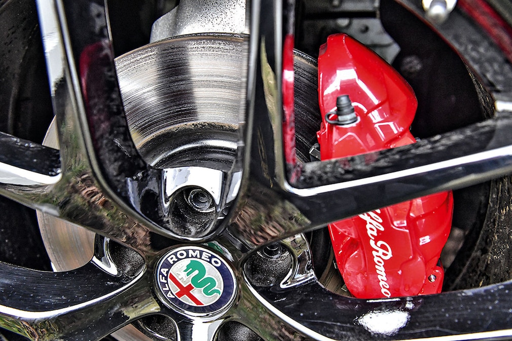 Alfa Romeo Stelvio 2.0 Turbo Q4