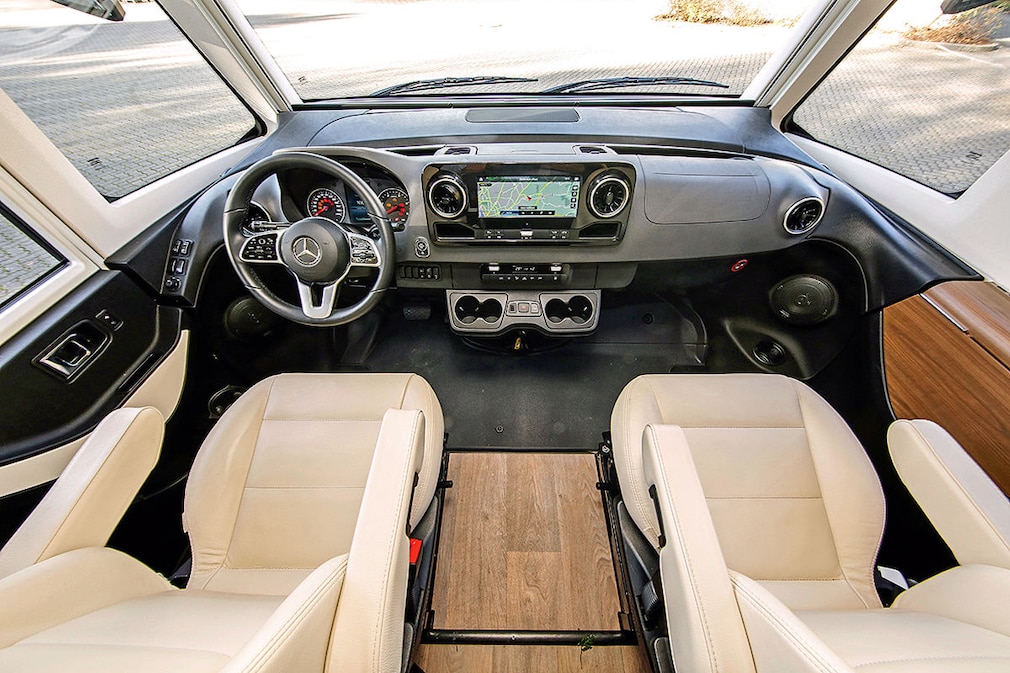 Hymer B-ML I 880