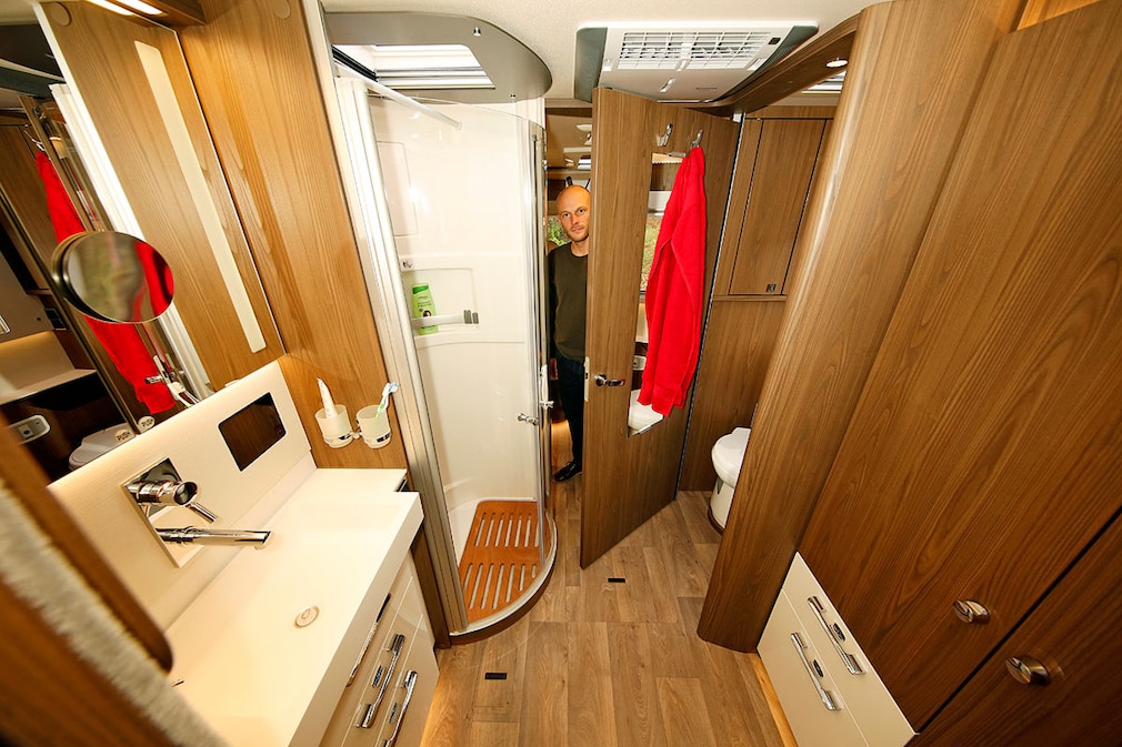 Hymer B-ML I 880