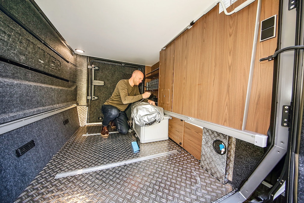 Hymer B-ML I 880