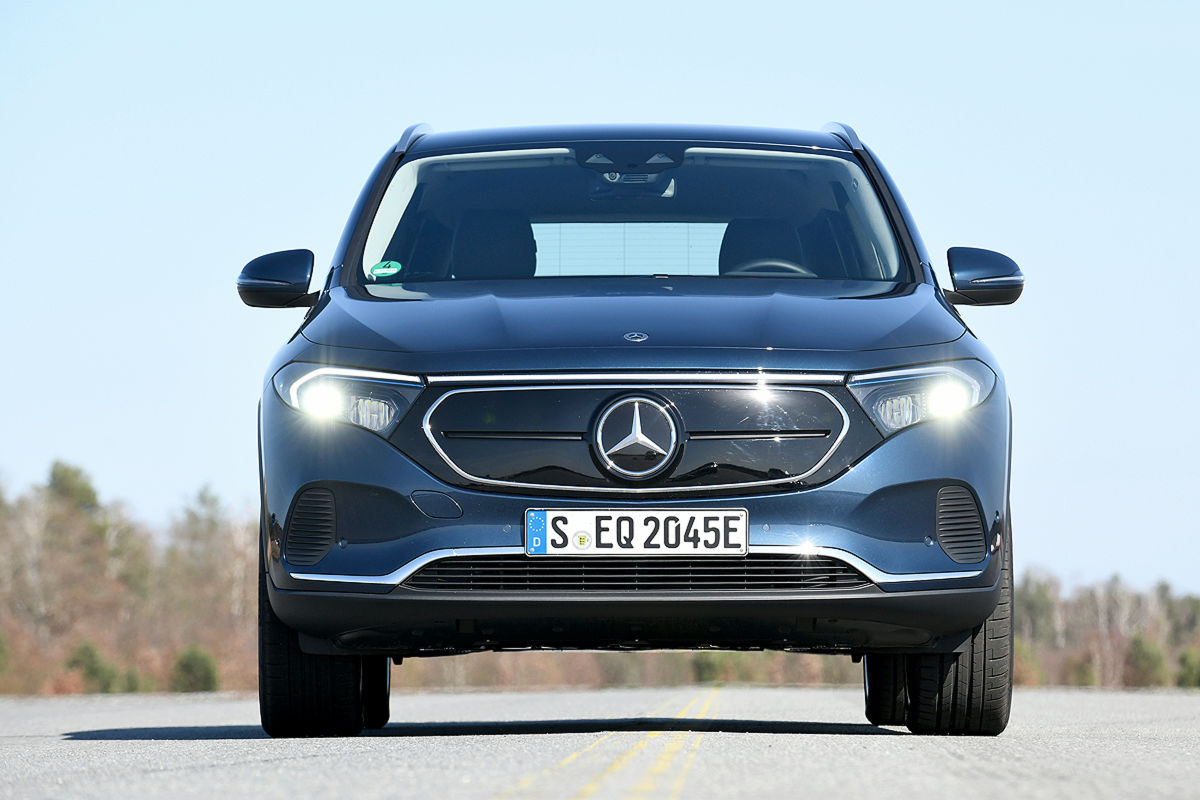 Mercedes EQA gegenn Kia e-Niro: Elektro-SUVs im Test - AUTO BILD