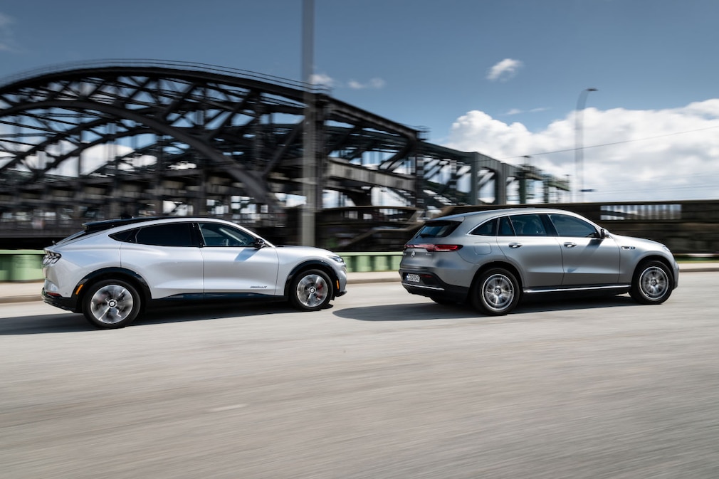 Ford Mustang Mach-E Mercedes EQC 400 4Matic