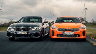 BMW M340i xDrive     Kia Stinger 3.3 T-GDI AWD