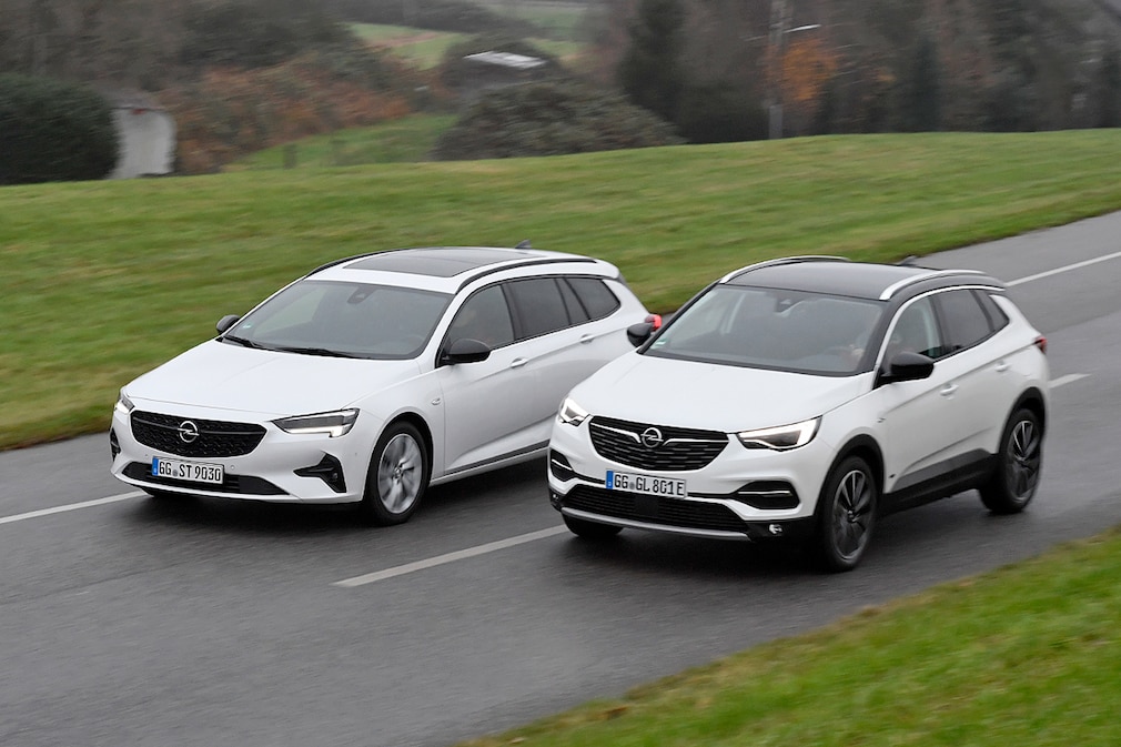 Opel Insignia Sports Tourer 2.O DIT Opel Grandland X 1.6 DI Turbo