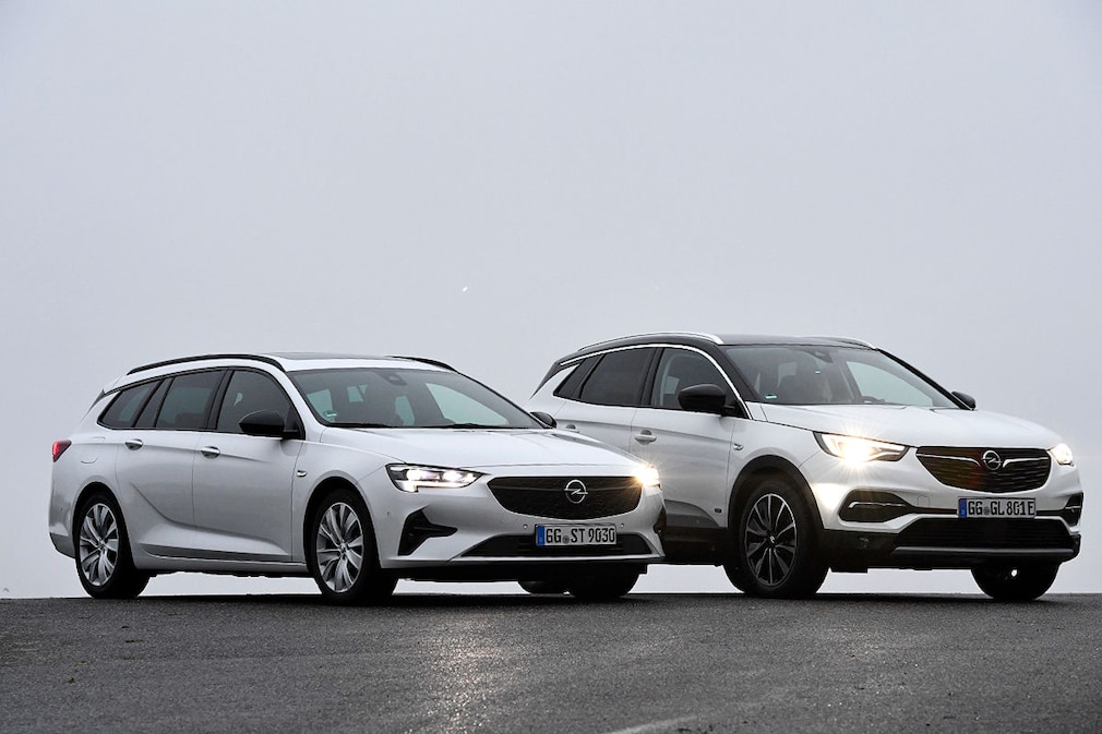 Opel Insignia Sports Tourer 2.O DIT Opel Grandland X 1.6 DI Turbo