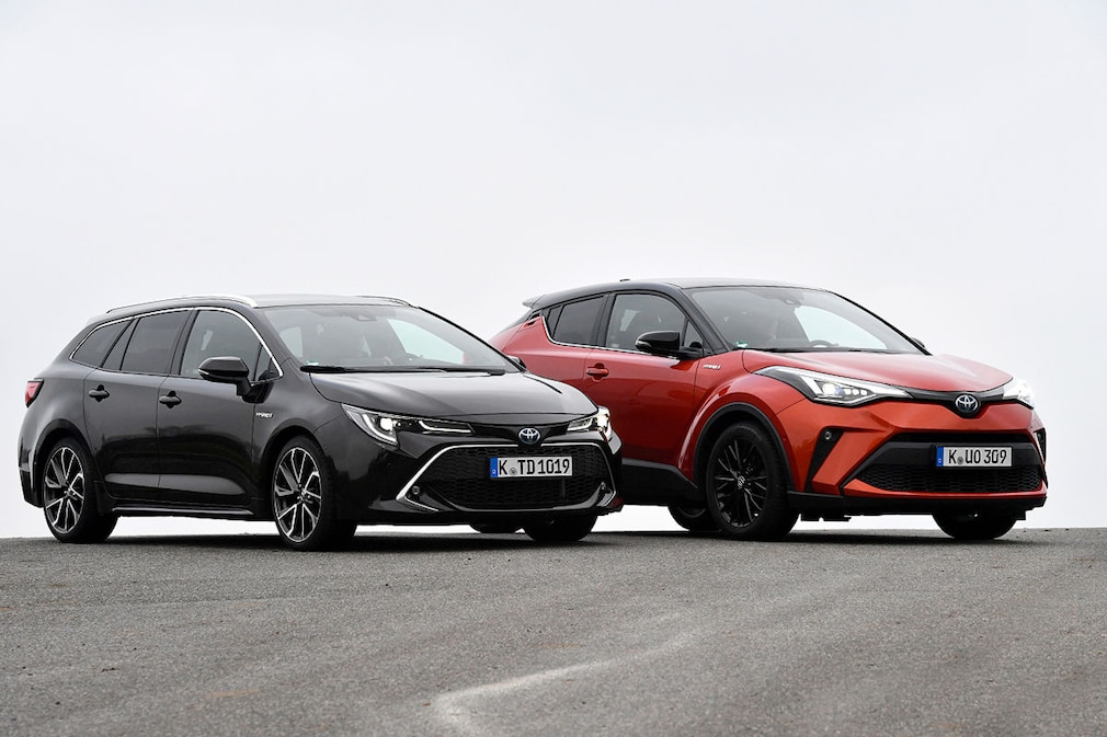 Toyota Corolla Touring Sports. Toyota C-HR