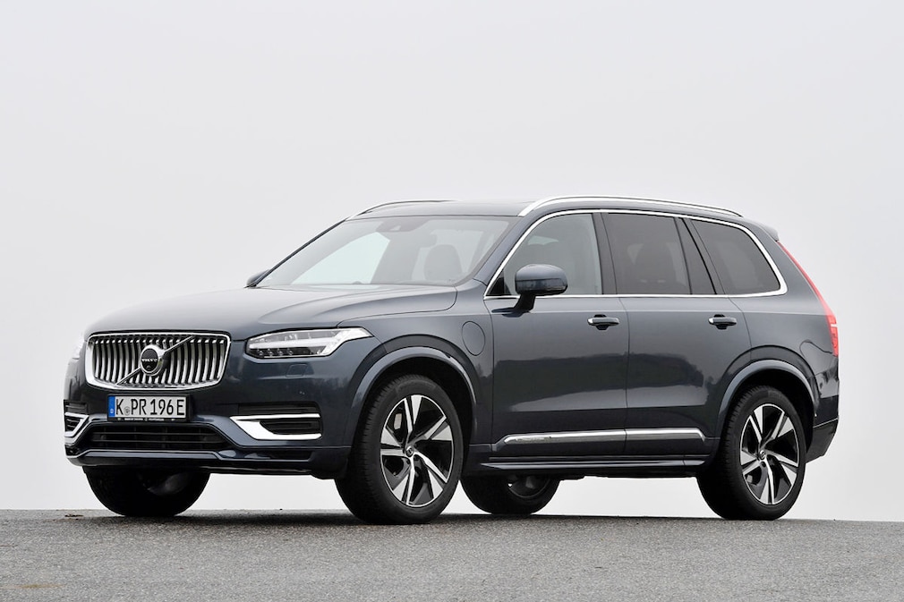 VOLVO XC90