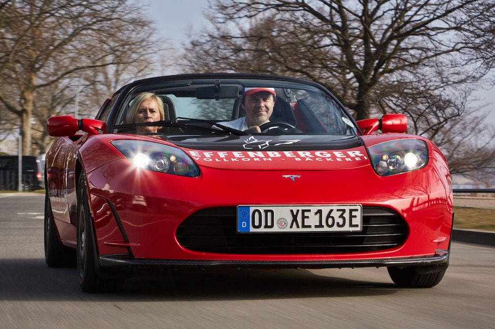 Tesla Roadster 2.0 (2009)