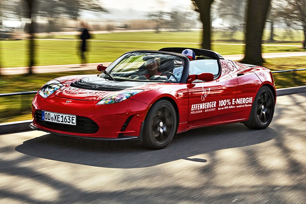 Tesla Roadster 2.0 (2009)