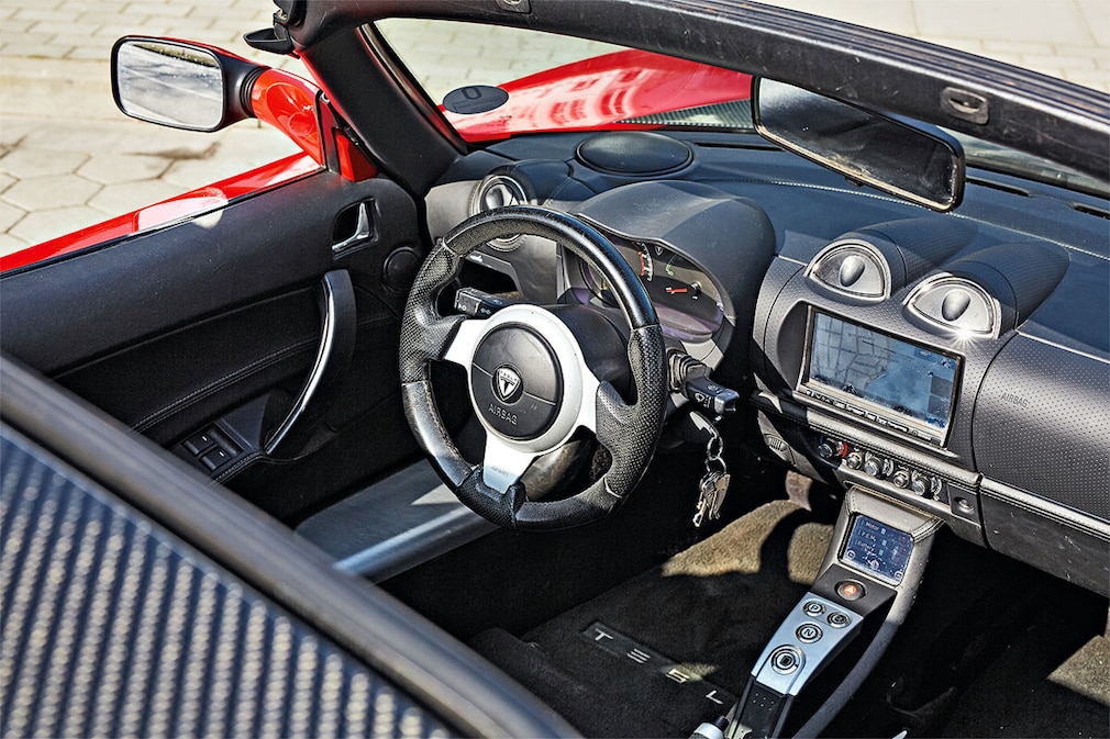 Tesla Roadster 2.0 (2009)