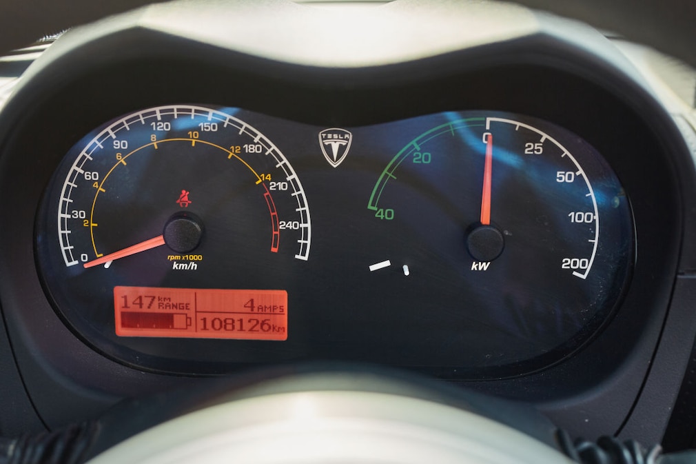 Tesla Roadster 2.0 (2009)